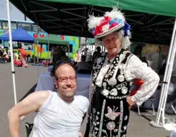 A Shoreditch Trust volunteer meets the Pearly Queen